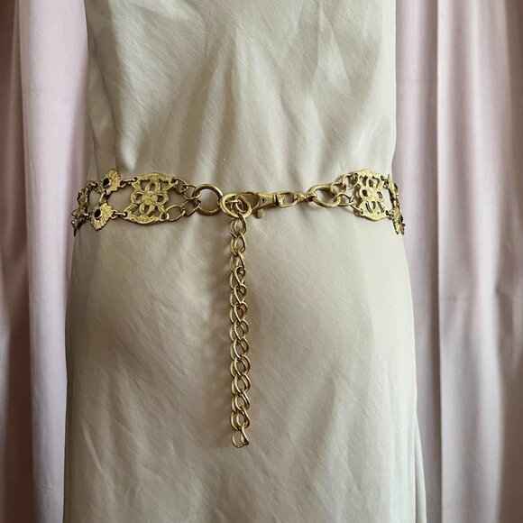 Vintage Inspired Gold Metal Waist Belt Chain - Picture 6 of 8